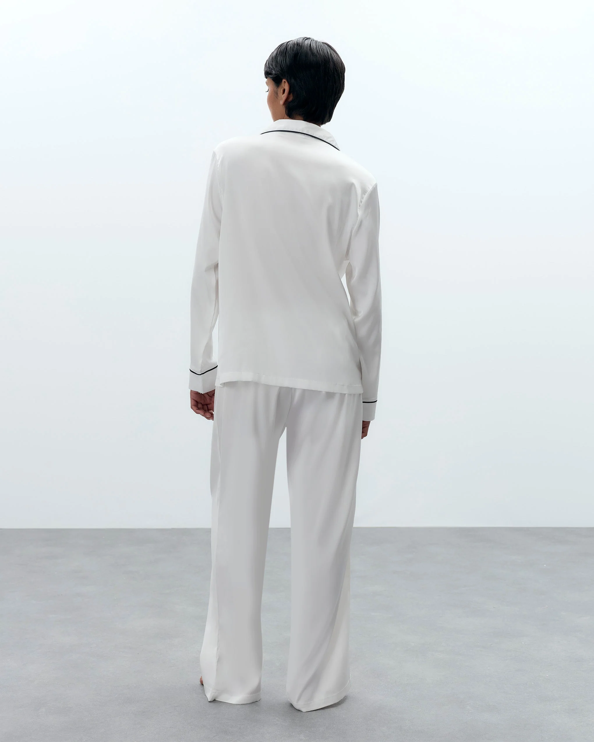 Claudia Shirt and Trouser Set White/Black - Image 3
