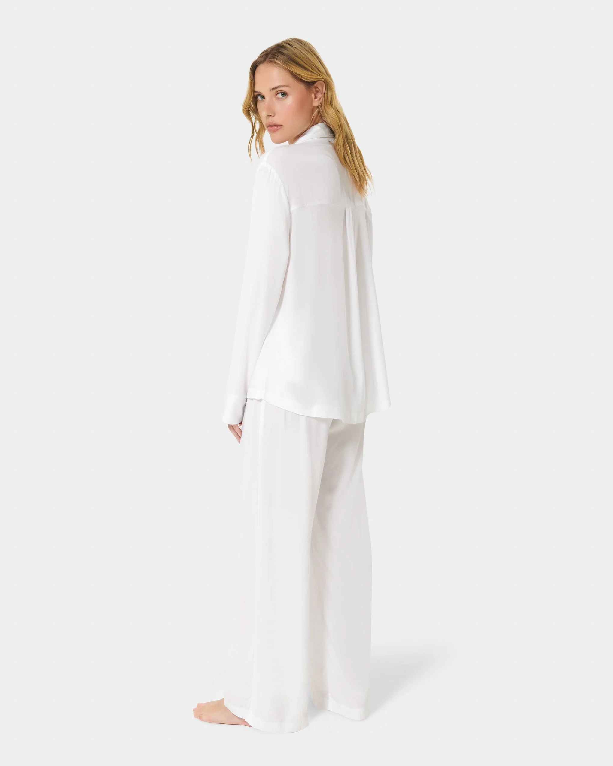 Tarcon Eco Viscose Long Pyjama Set White - Image 3